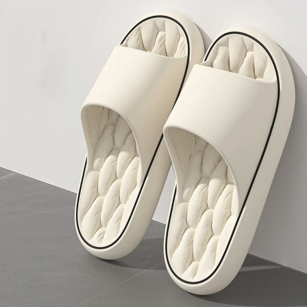 Poppy | Pillow Slides