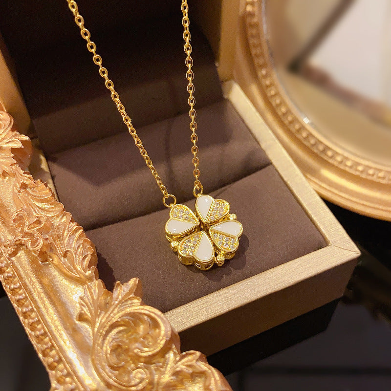 Clover Necklace